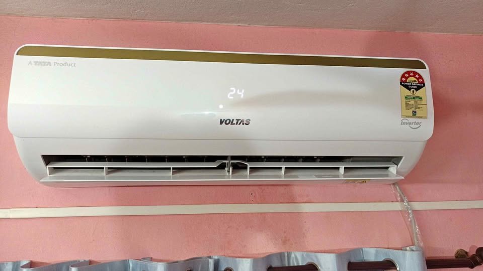 Voltas 1.5 Ton 5 Star AC Vertis Smart Elite Gold